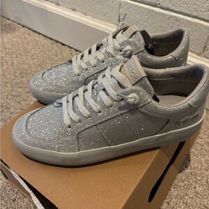 Vintage Havana Glittery Gray Sneakers